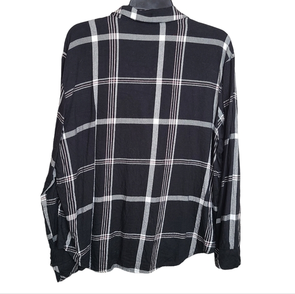 Victoria's Secret Black Plaid Button Front Sleep Shirt Ladies Size Large - Picture 6 of 10